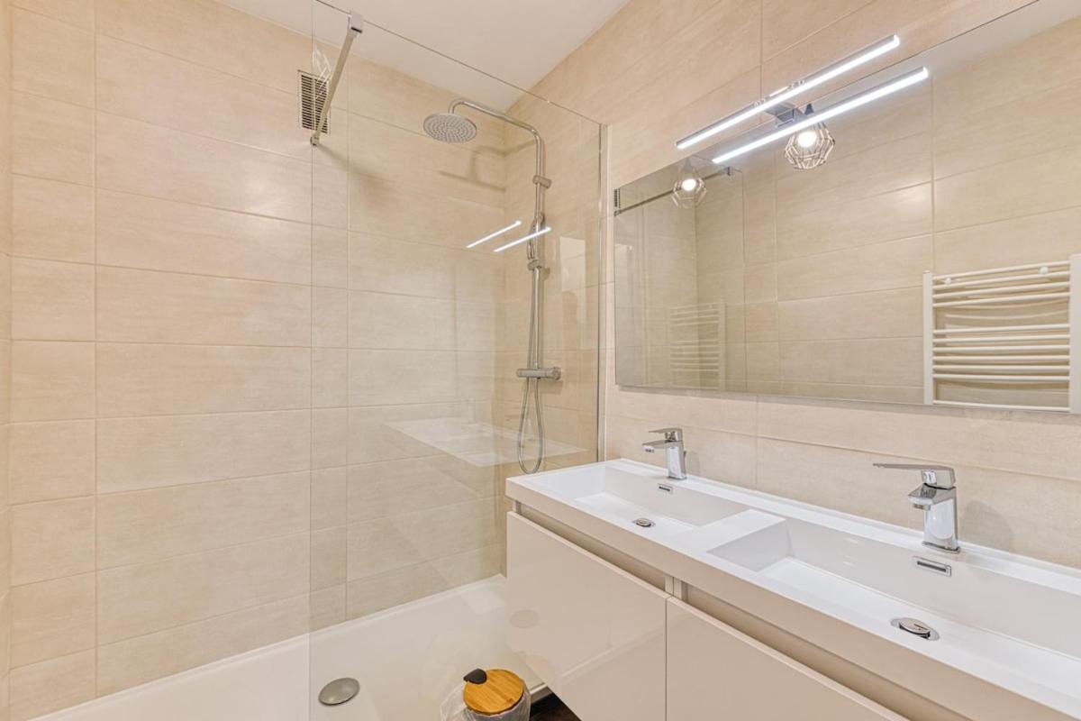 Magnificent Apartment, 4 Bedrooms, Fiber Wifi 格勒诺布尔 外观 照片